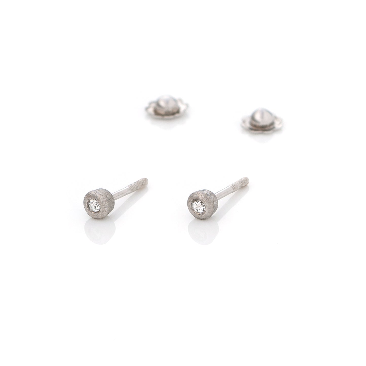Gouttes Baby Earrings White/Matte